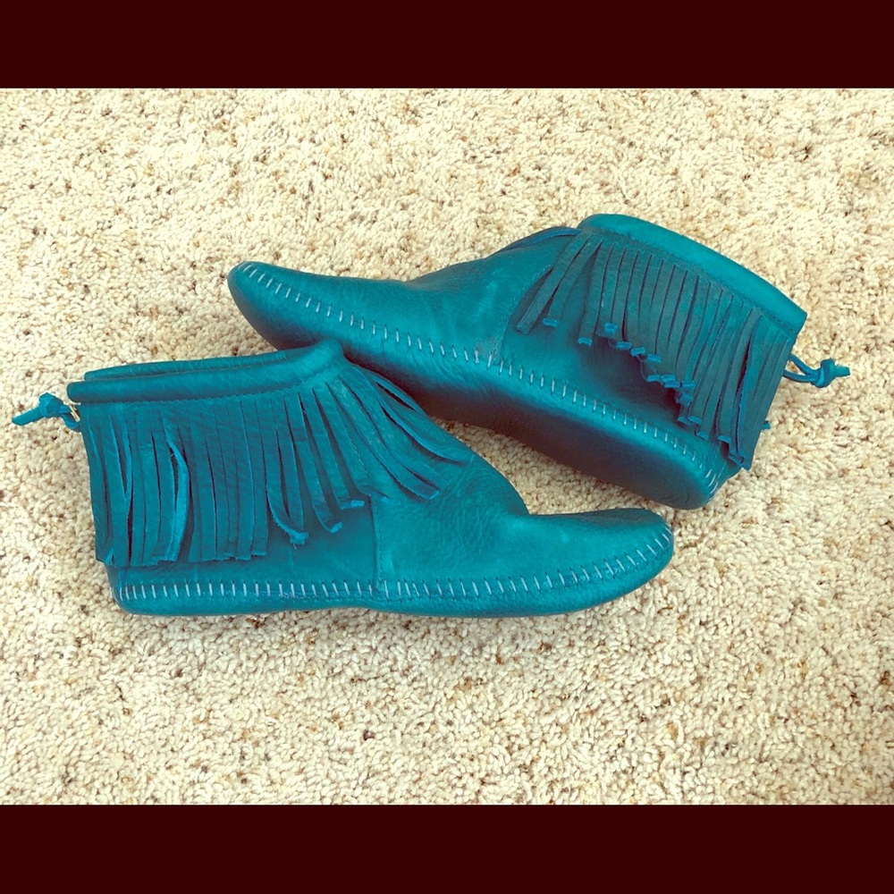 Itasca Leathergoods Moccasin in Turquoise